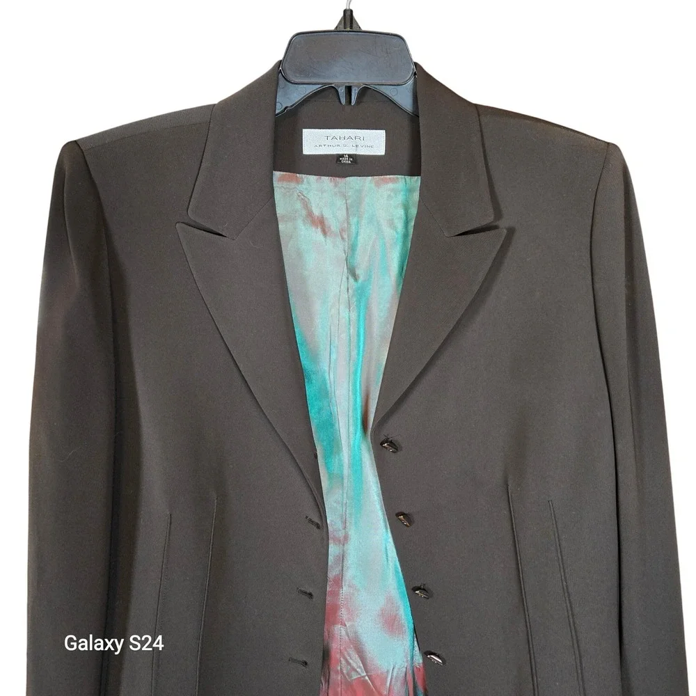 Tahari Arthur S Levine elegant brown